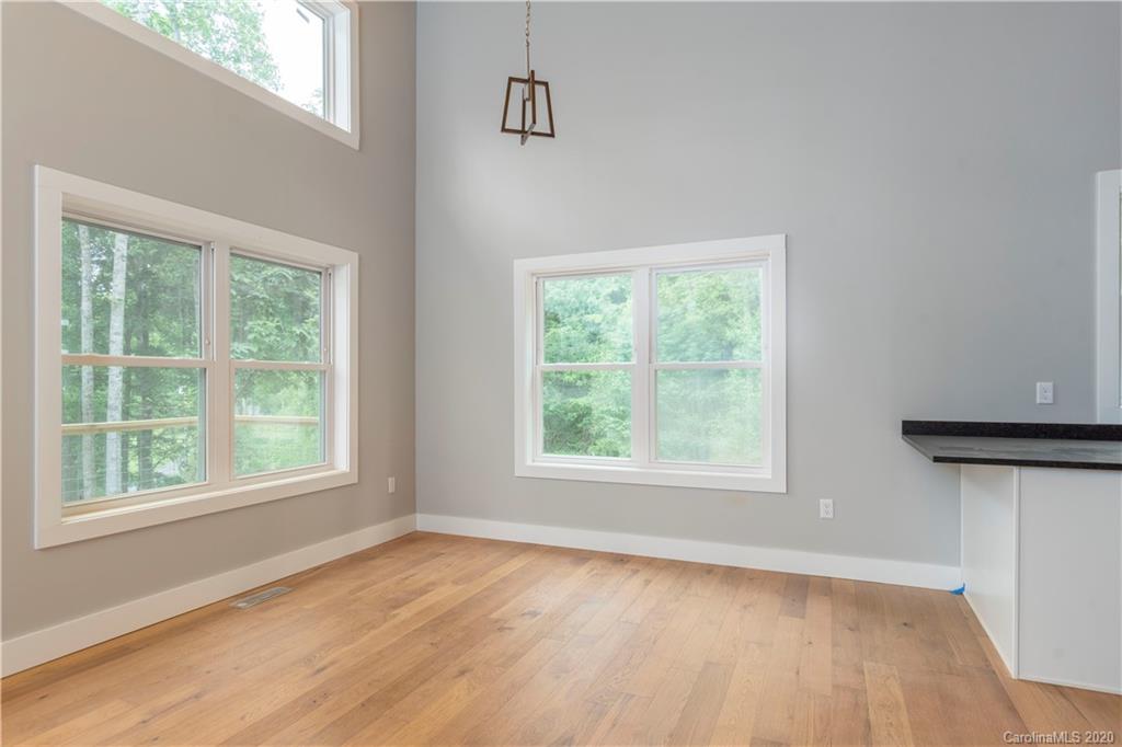 19 Sassafras Valley Road Swannanoa NC 28778