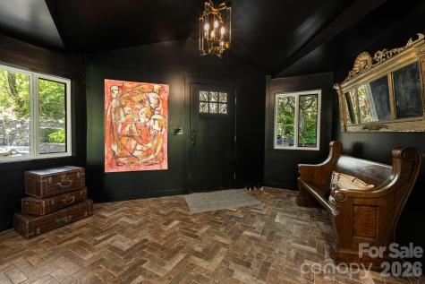 1 Patton Circle Asheville NC 28804