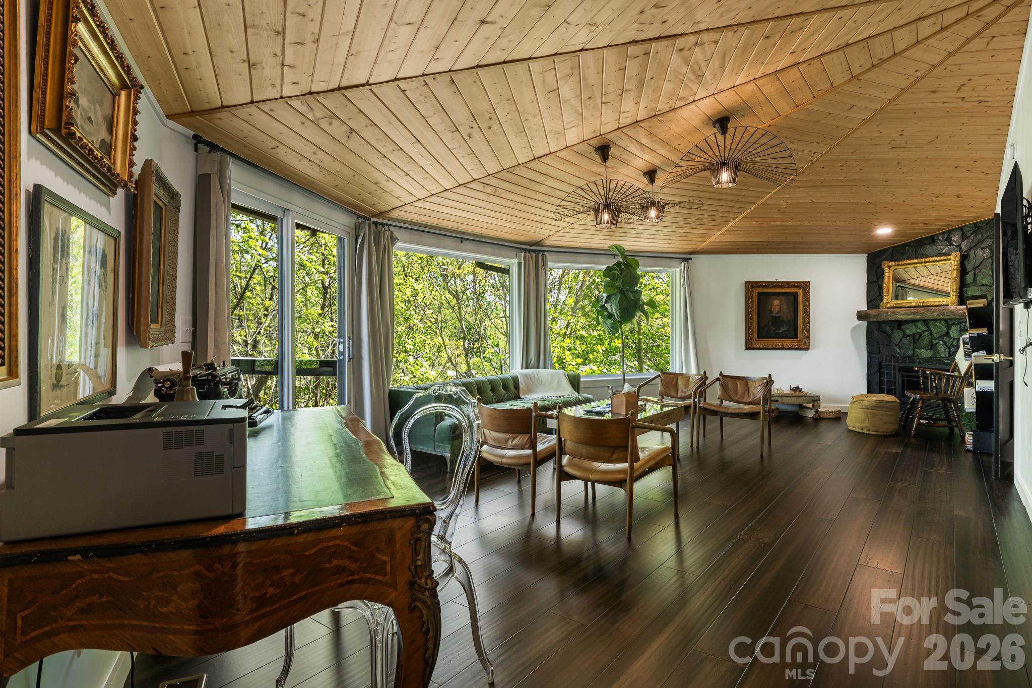 1 Patton Circle Asheville NC 28804