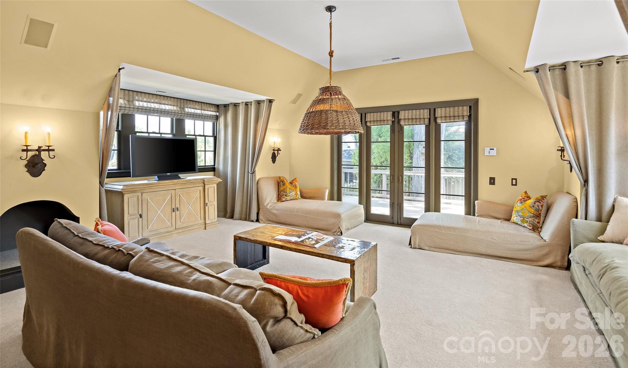 208 Wales Avenue Charlotte NC 28209