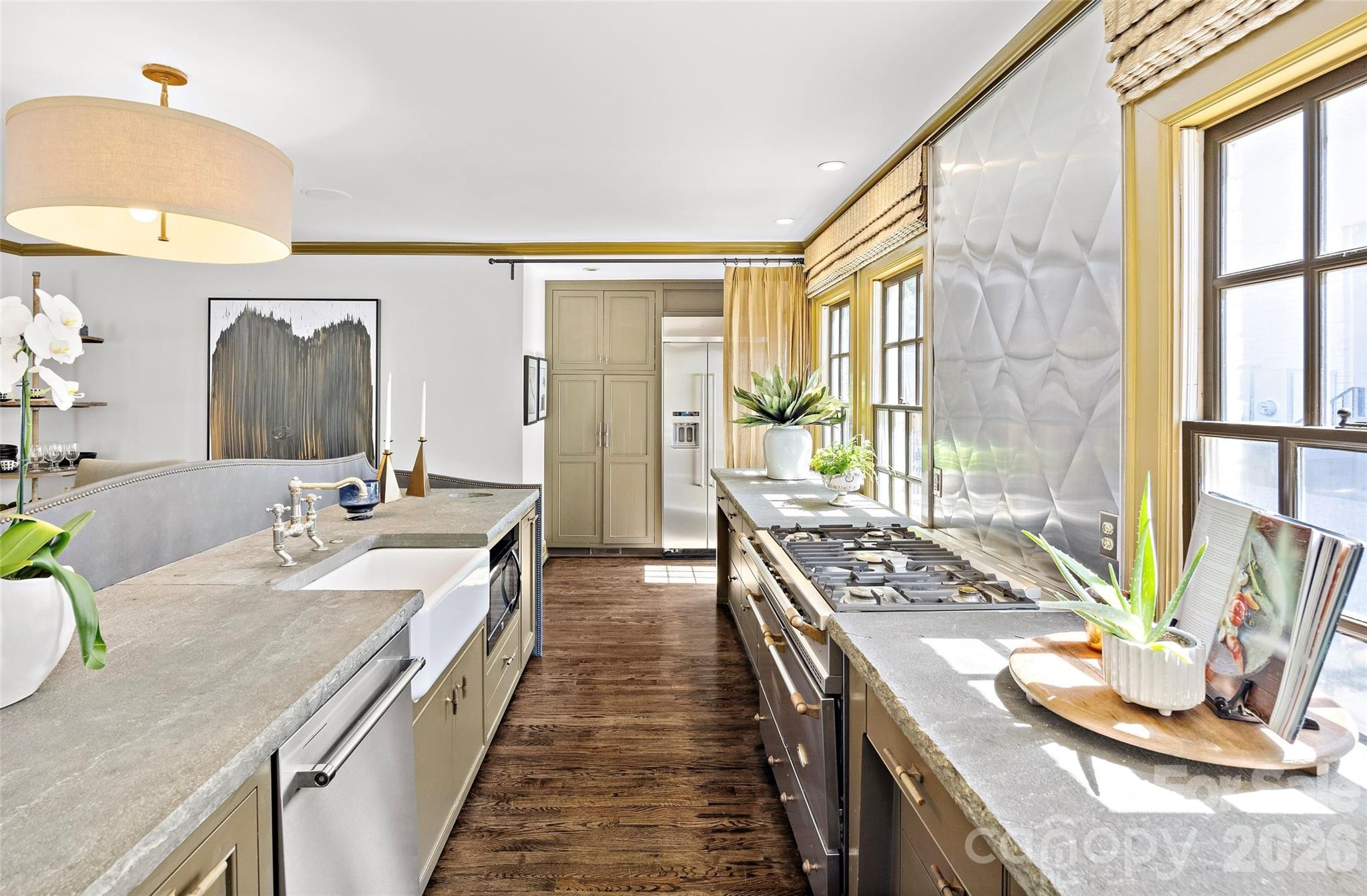 208 Wales Avenue Charlotte NC 28209