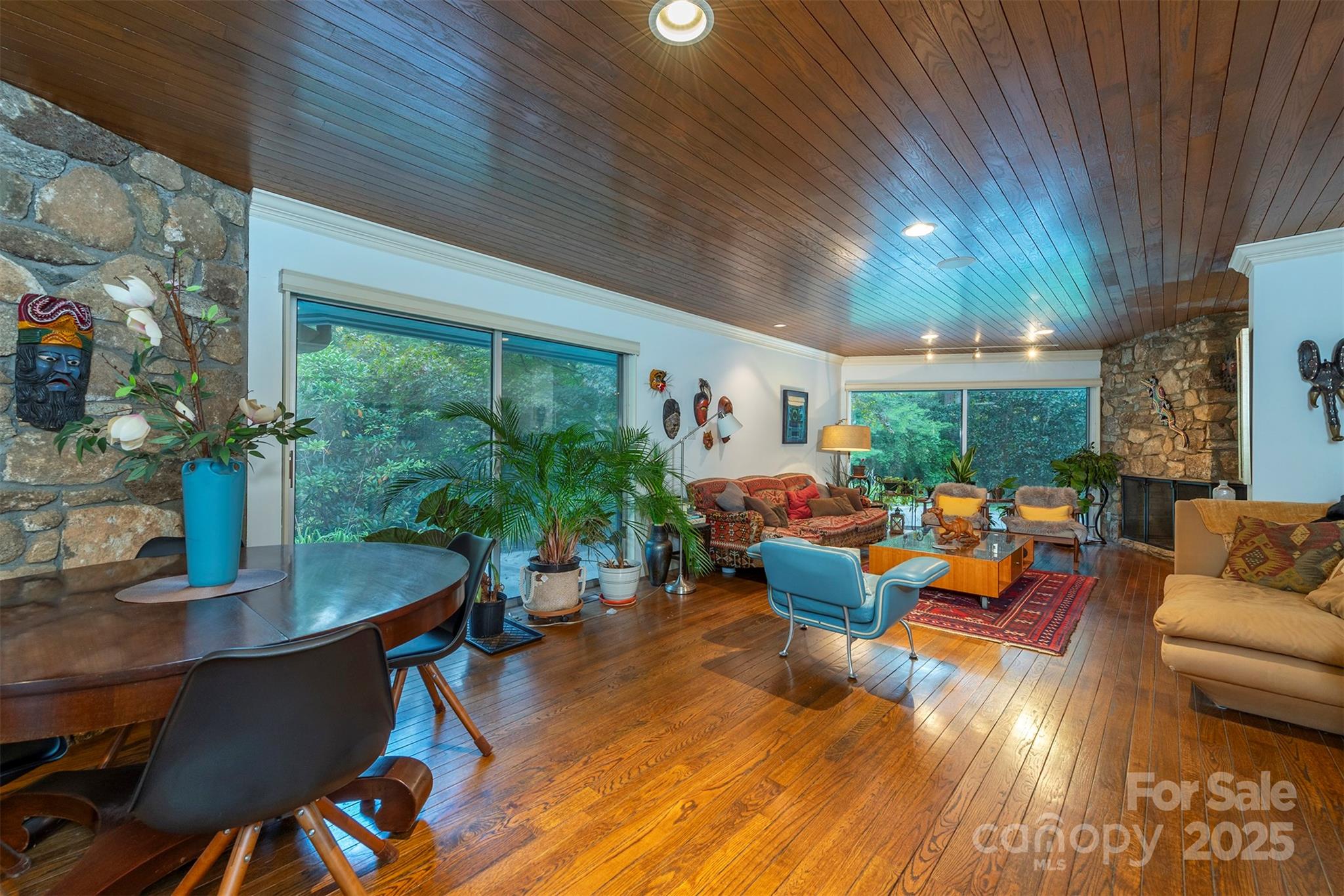 18 Forest Road Asheville NC 28803