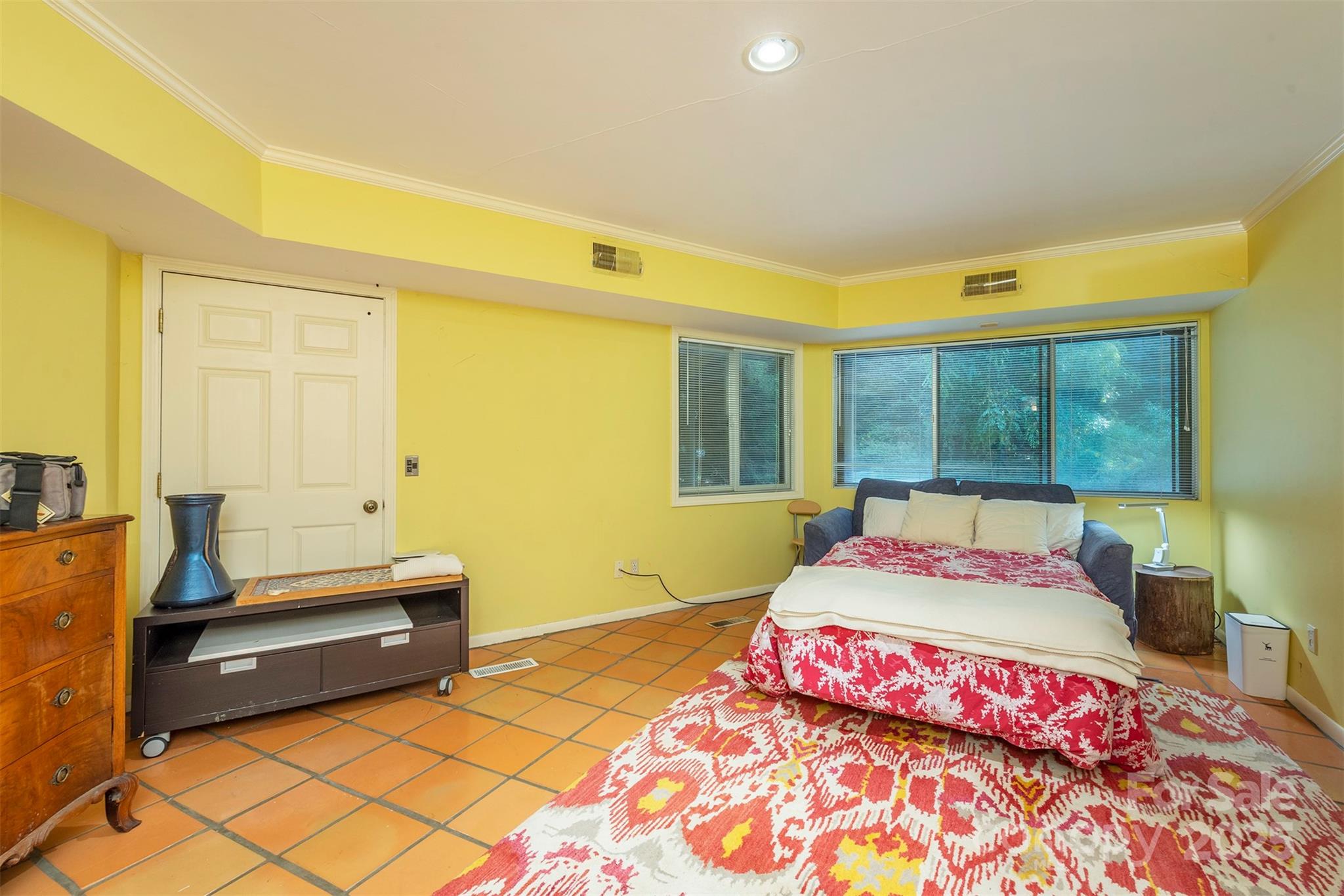 18 Forest Road Asheville NC 28803