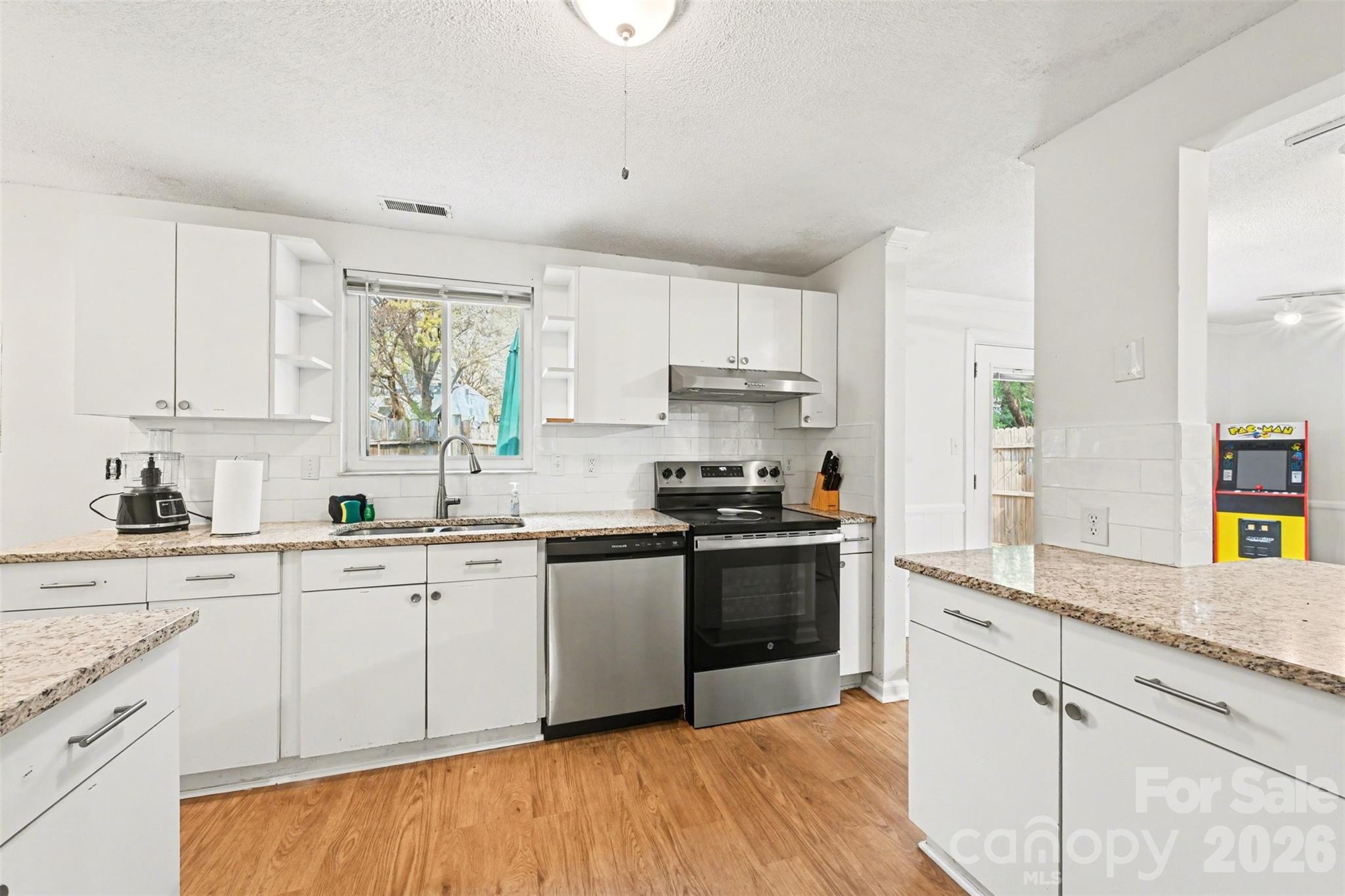 9815 Meringue Place Charlotte NC 28270