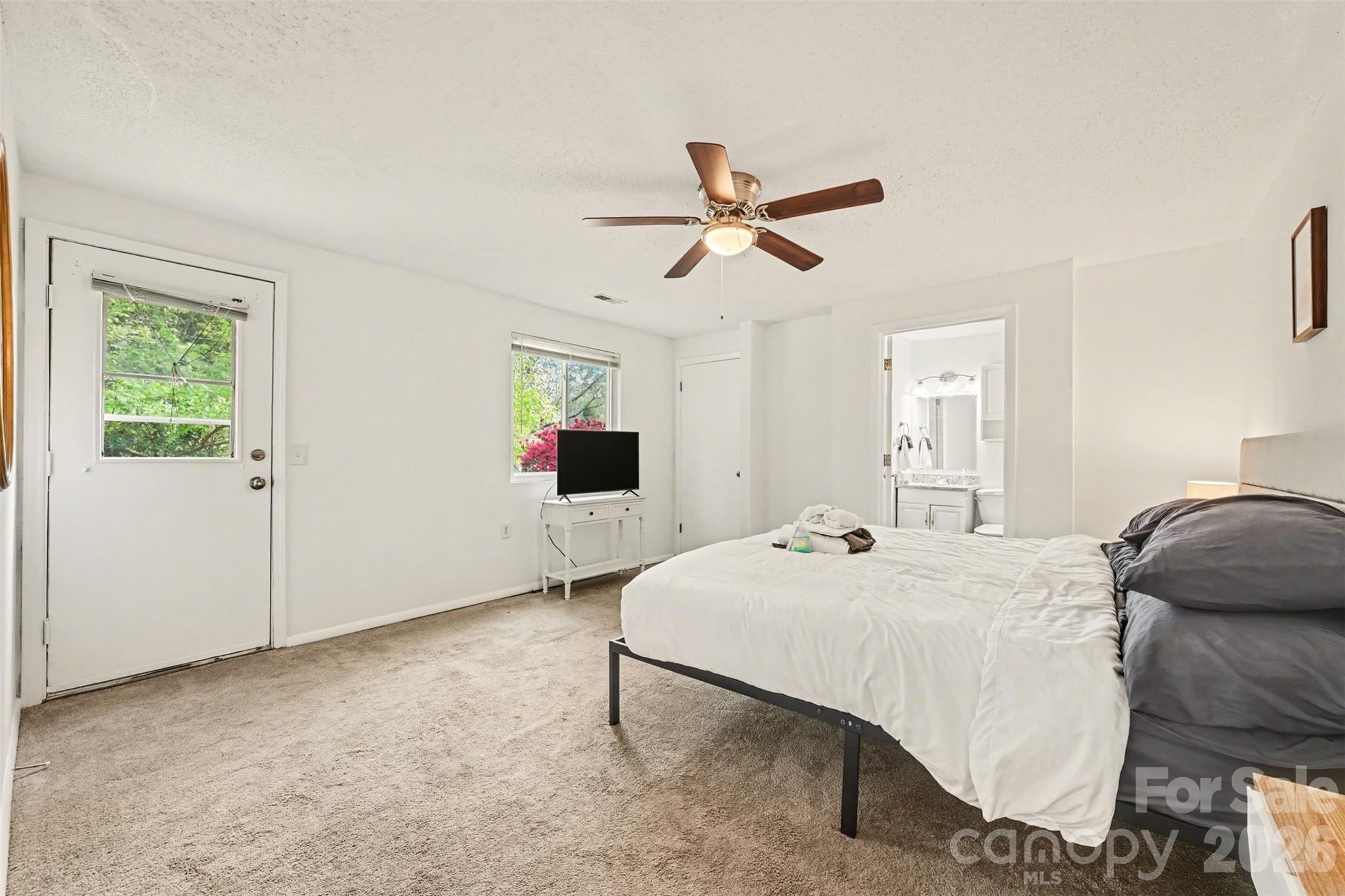 9815 Meringue Place Charlotte NC 28270