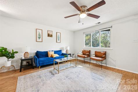 9815 Meringue Place Charlotte NC 28270