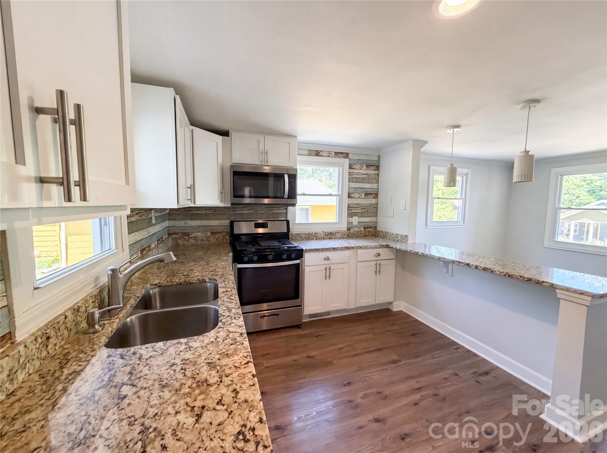 13311 Central Avenue Huntersville NC 28078