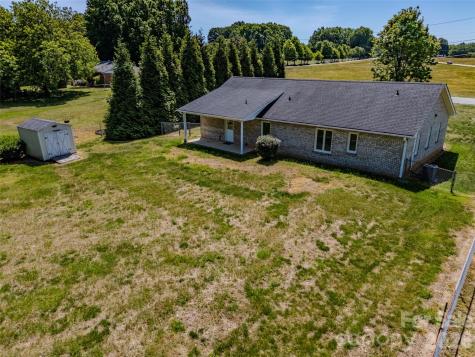 807 Silver Dapple Lane Kernersville NC 27284