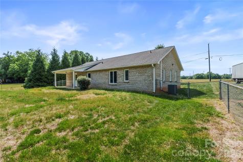 807 Silver Dapple Lane Kernersville NC 27284