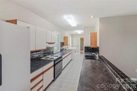 807 Silver Dapple Lane Kernersville NC 27284