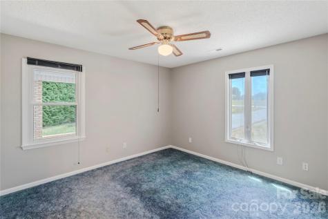 807 Silver Dapple Lane Kernersville NC 27284