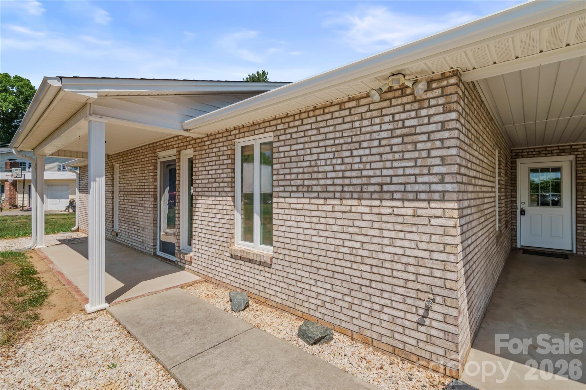 807 Silver Dapple Lane Kernersville NC 27284