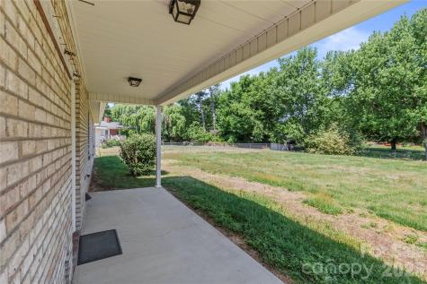 807 Silver Dapple Lane Kernersville NC 27284