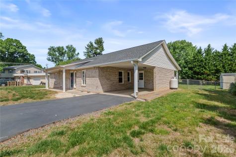 807 Silver Dapple Lane Kernersville NC 27284