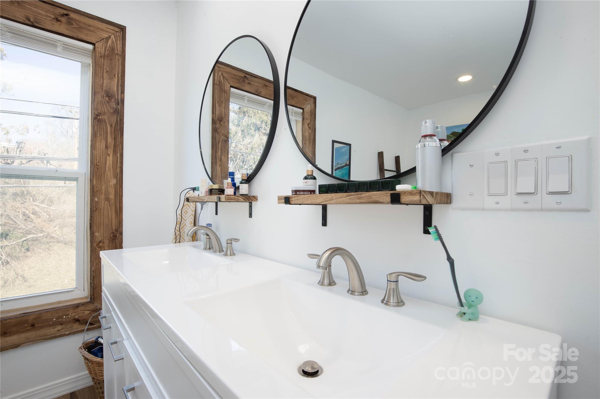 23 N 226 Highway Bakersville NC 28705