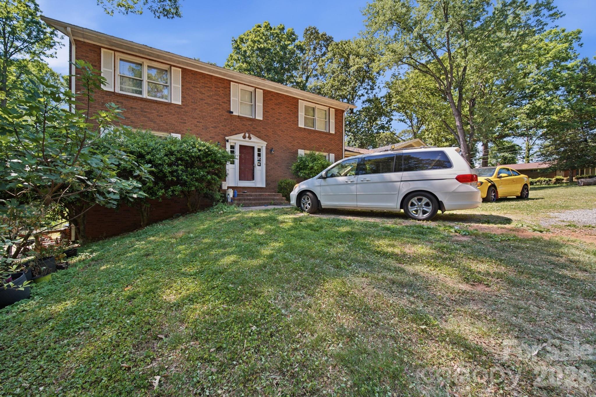 970 23rd Avenue NE Hickory NC 28601