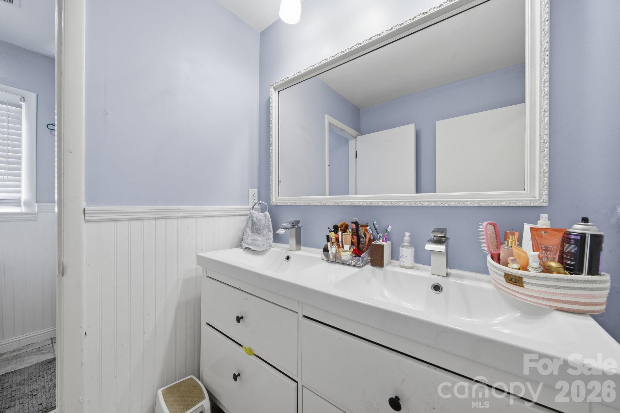 970 23rd Avenue NE Hickory NC 28601