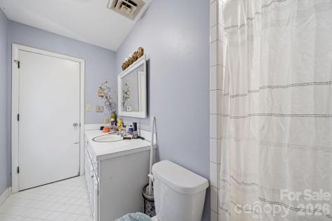 970 23rd Avenue NE Hickory NC 28601