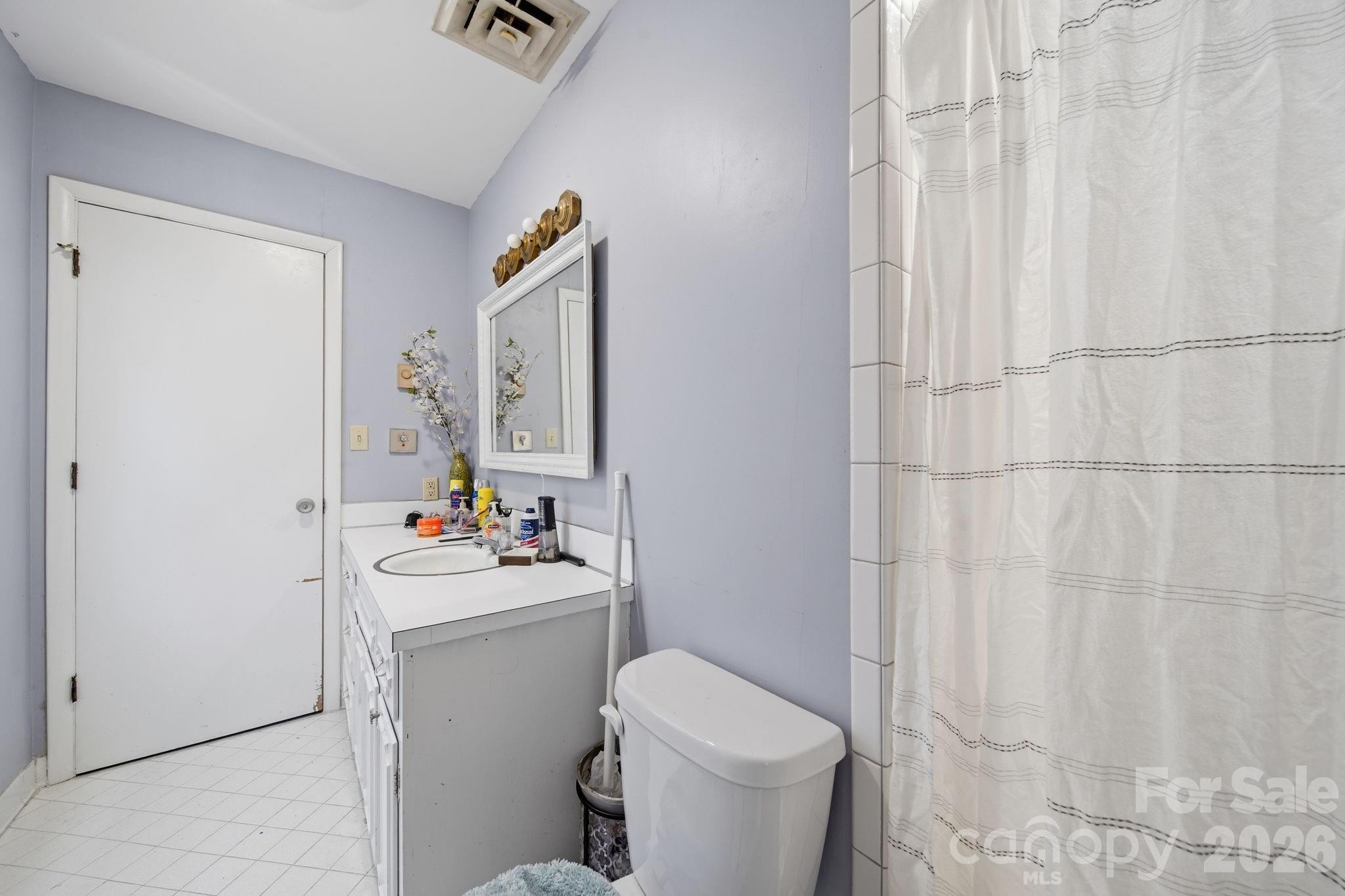 970 23rd Avenue NE Hickory NC 28601