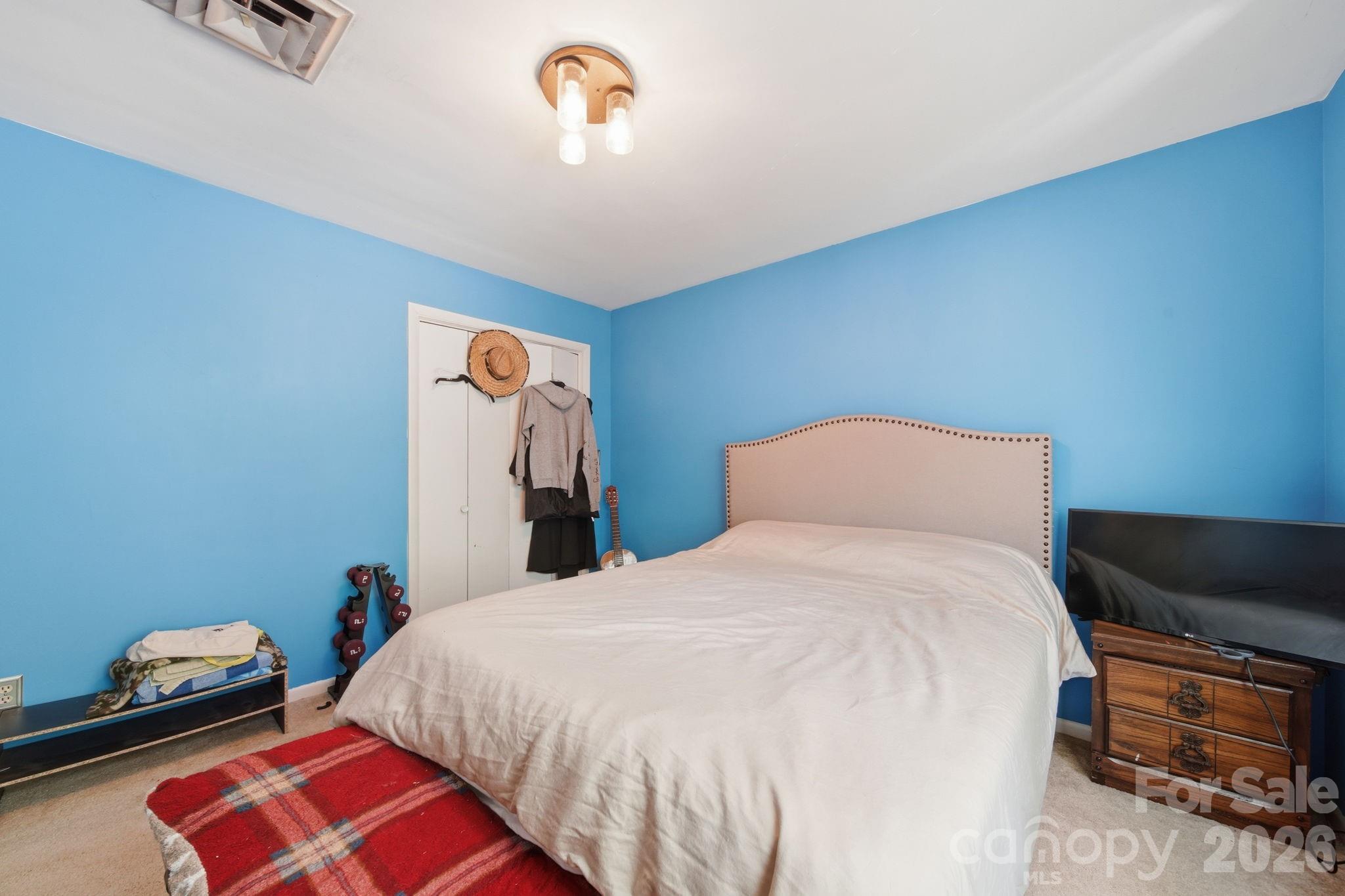970 23rd Avenue NE Hickory NC 28601