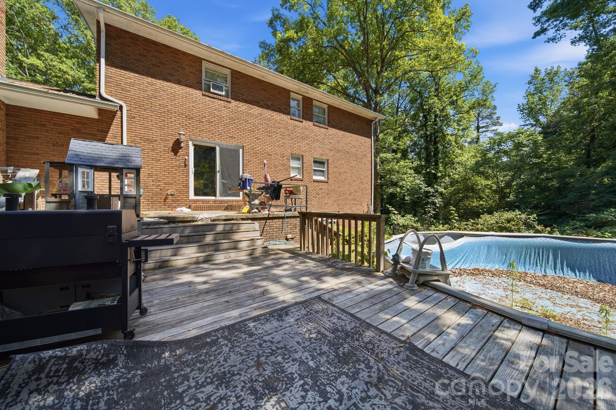 970 23rd Avenue NE Hickory NC 28601