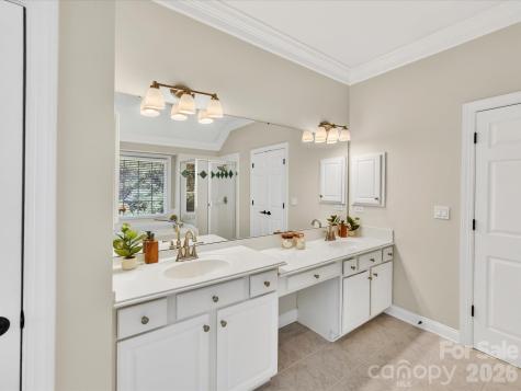 3406 Abbey Hill Lane Charlotte NC 28210