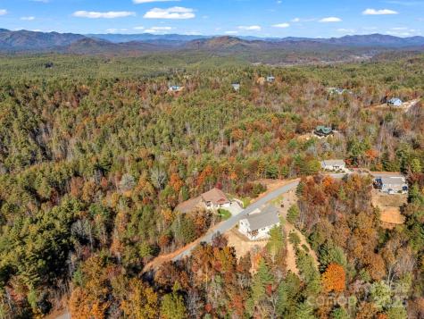 5588 Table View Lane Lenoir NC 28645