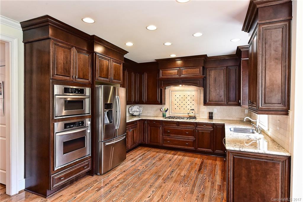 1132 Providence Road Charlotte NC 28207