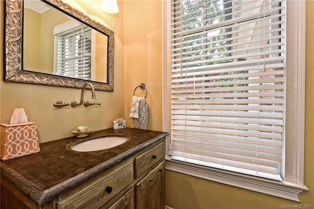 1132 Providence Road Charlotte NC 28207