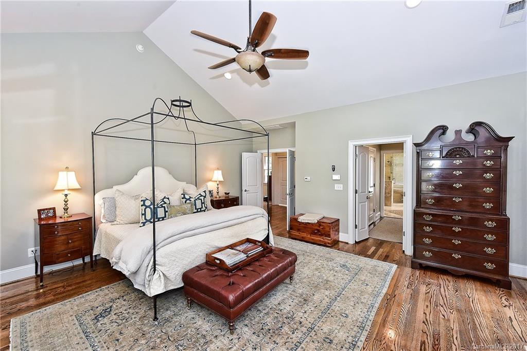 1132 Providence Road Charlotte NC 28207
