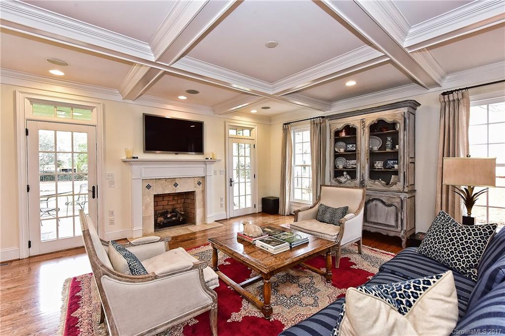 1132 Providence Road Charlotte NC 28207