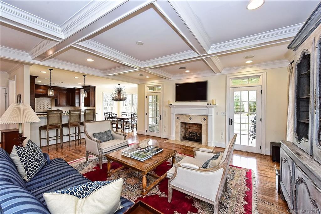 1132 Providence Road Charlotte NC 28207