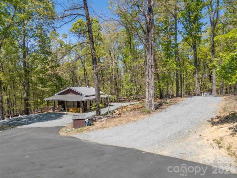 2825 River Road Columbus NC 28722