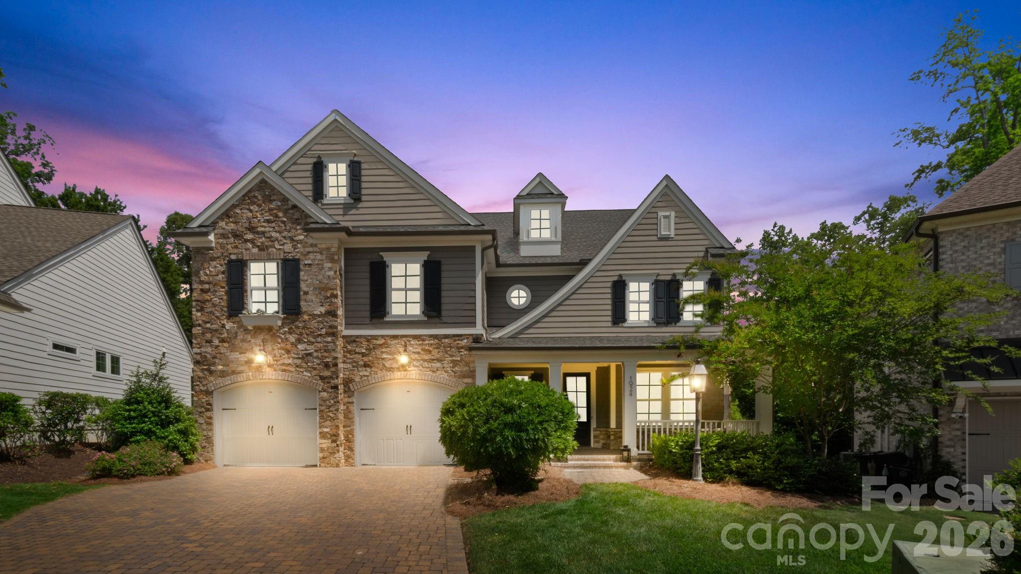 1924 Plaza End Trace Charlotte NC 28205
