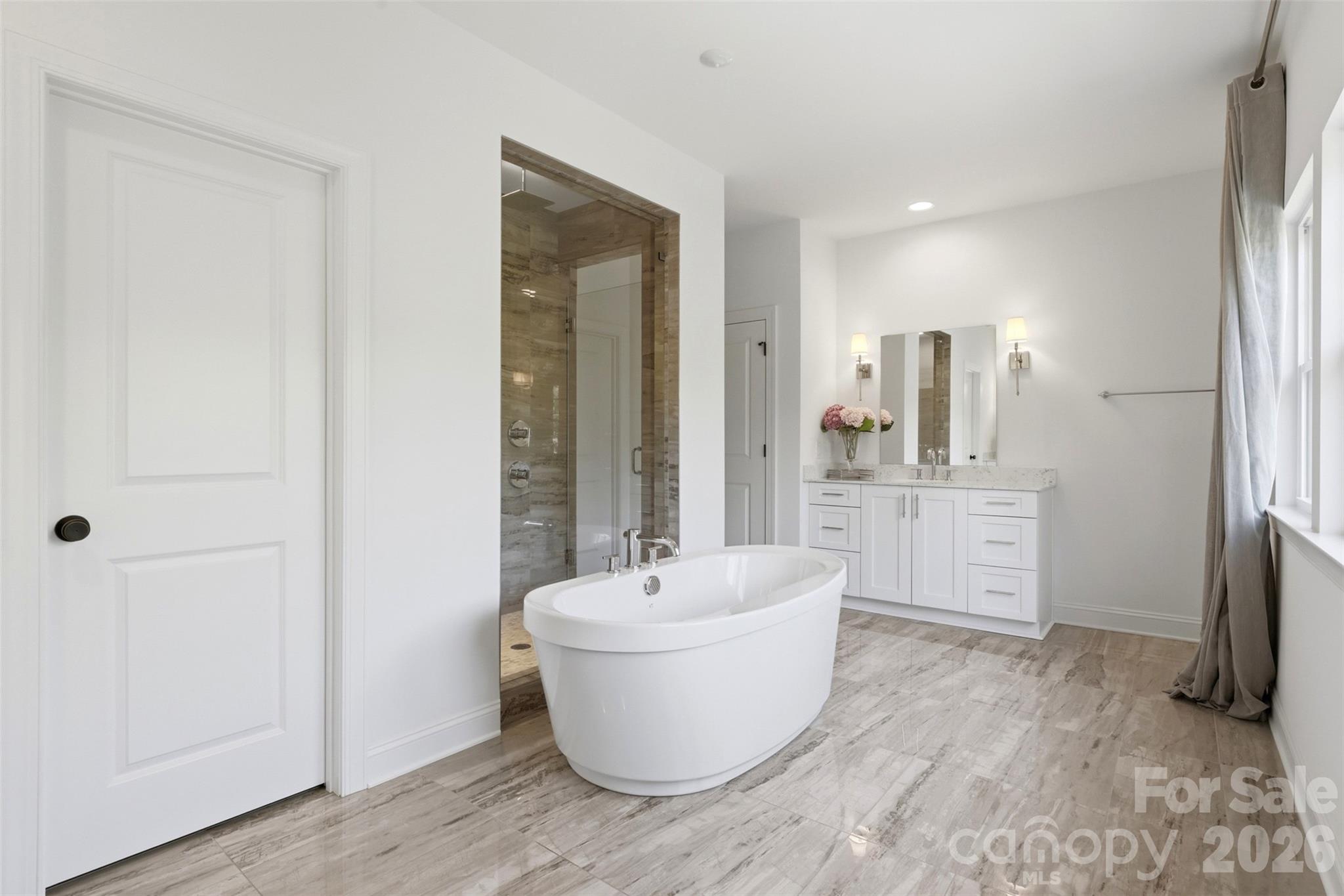 1924 Plaza End Trace Charlotte NC 28205