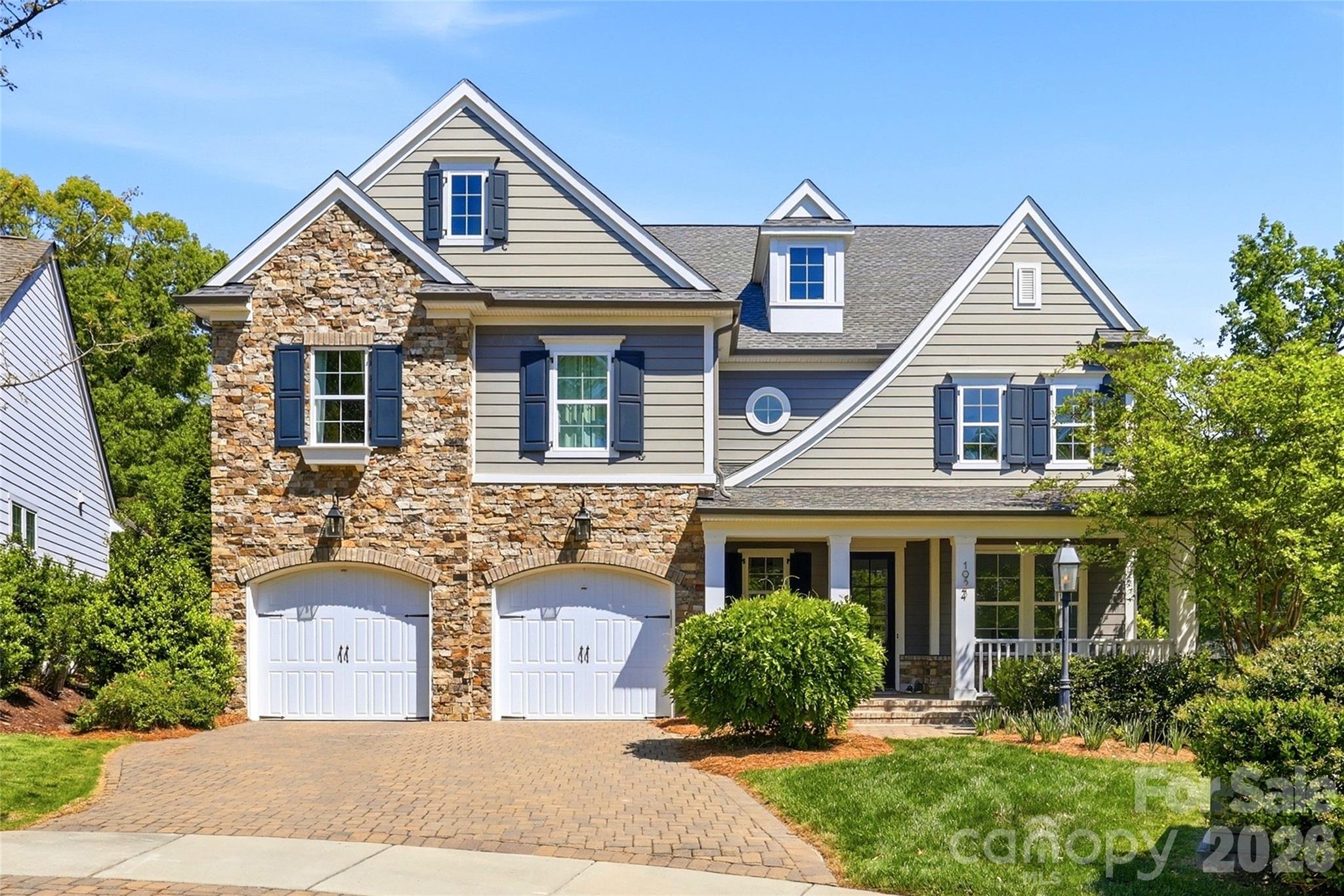 1924 Plaza End Trace Charlotte NC 28205