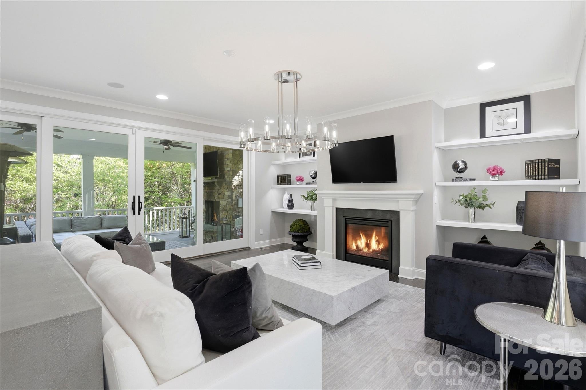 1924 Plaza End Trace Charlotte NC 28205