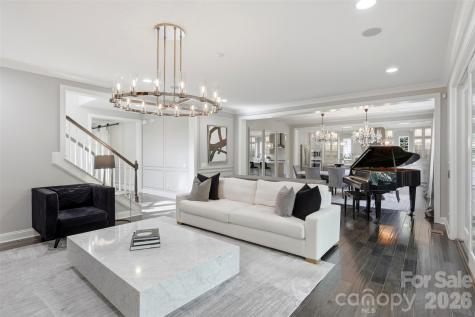 1924 Plaza End Trace Charlotte NC 28205