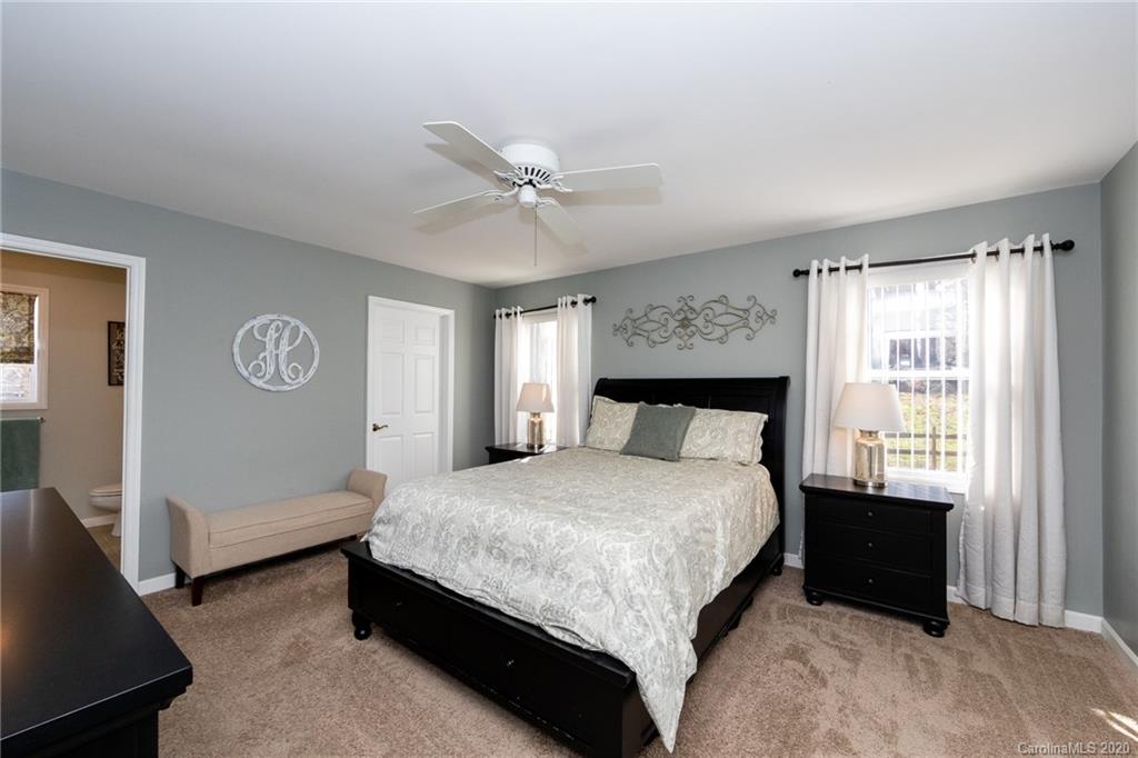 14214 Creekside Drive Matthews NC 28105