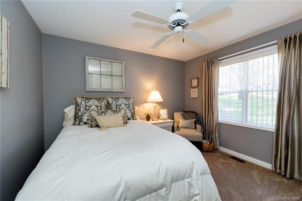 14214 Creekside Drive Matthews NC 28105