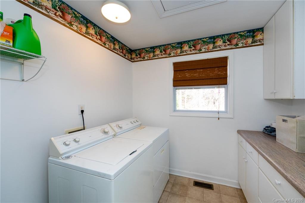14214 Creekside Drive Matthews NC 28105