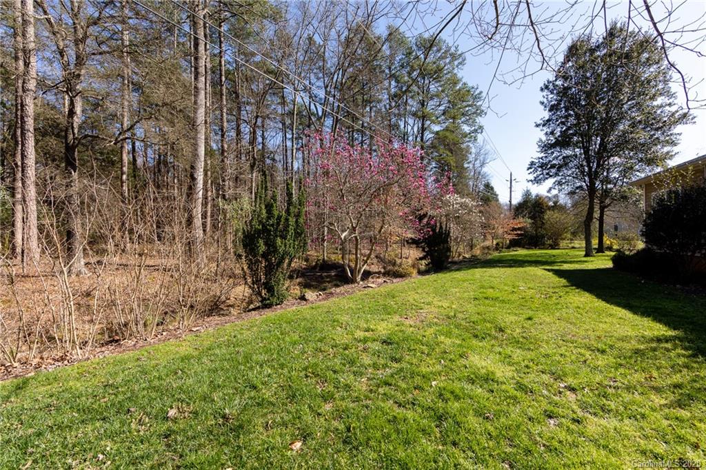 14214 Creekside Drive Matthews NC 28105