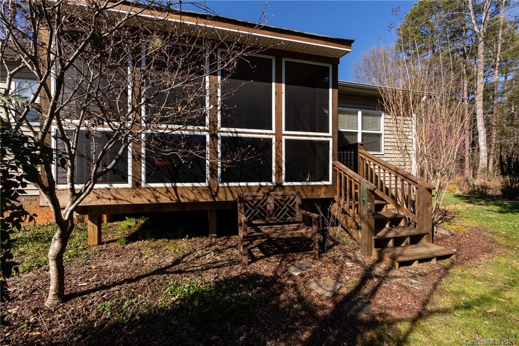 14214 Creekside Drive Matthews NC 28105