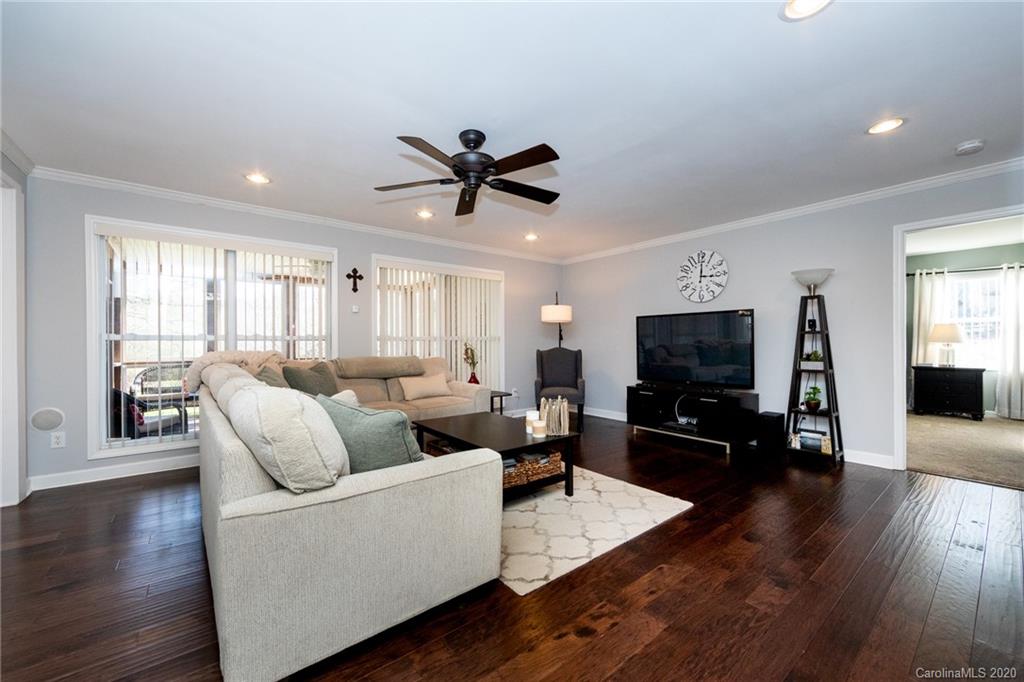 14214 Creekside Drive Matthews NC 28105