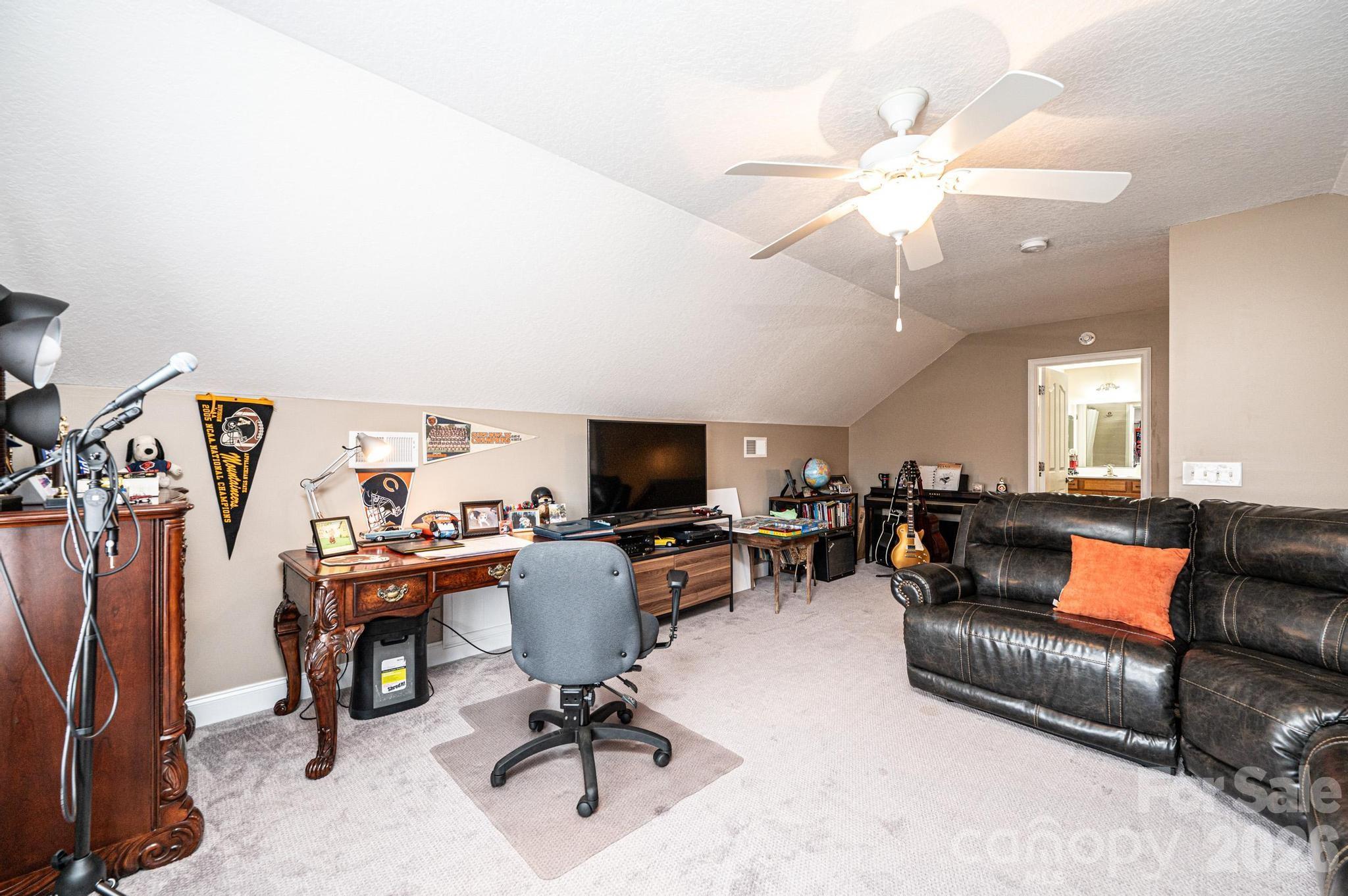 823 Wynnshire Drive Hickory NC 28601
