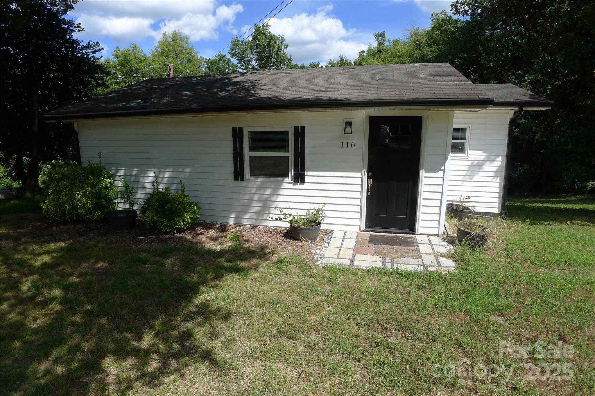 116 Pond Street Lexington NC 27292