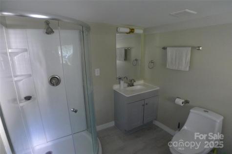 116 Pond Street Lexington NC 27292