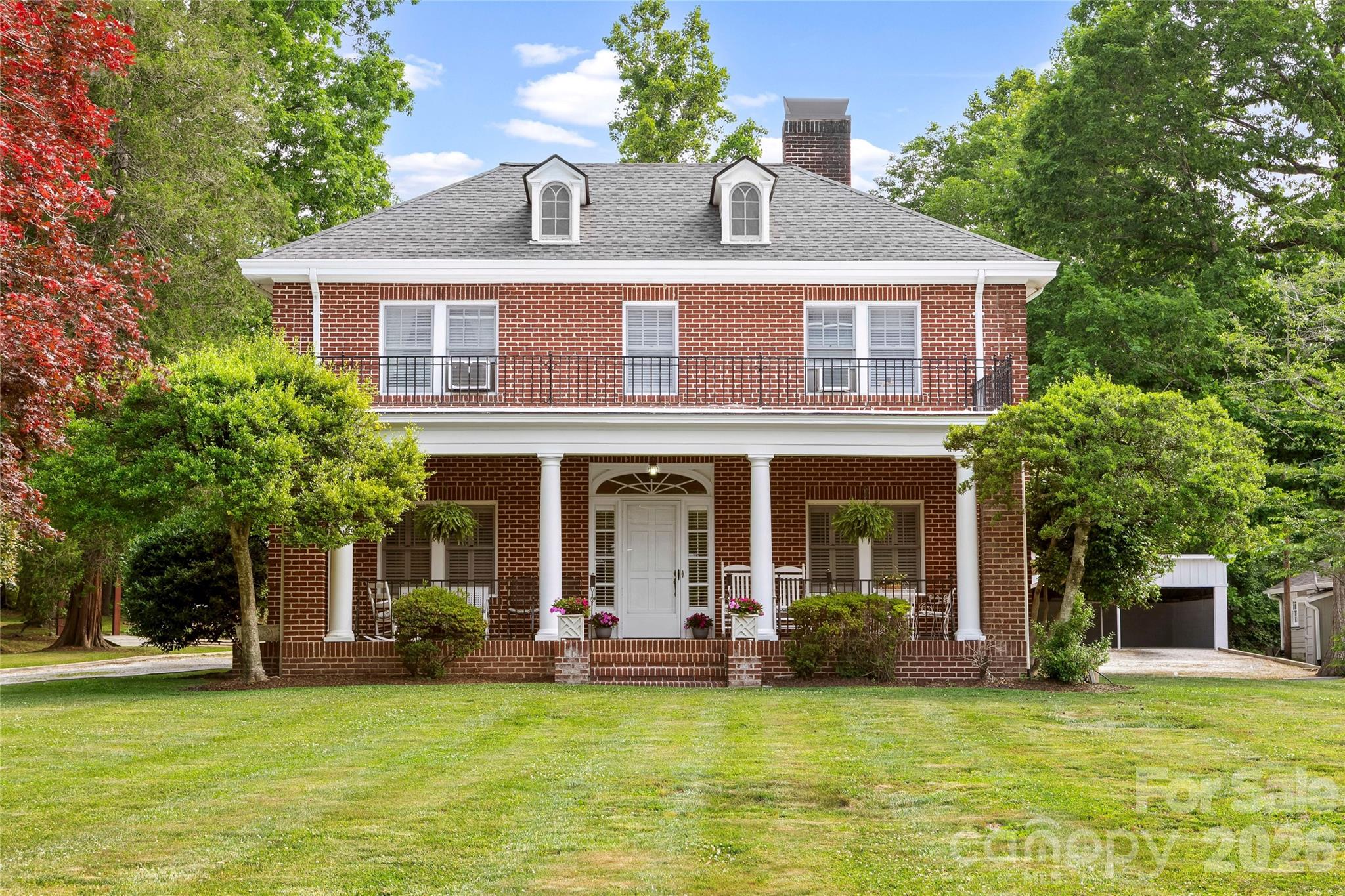 1518 Greenville Highway Hendersonville NC 28792