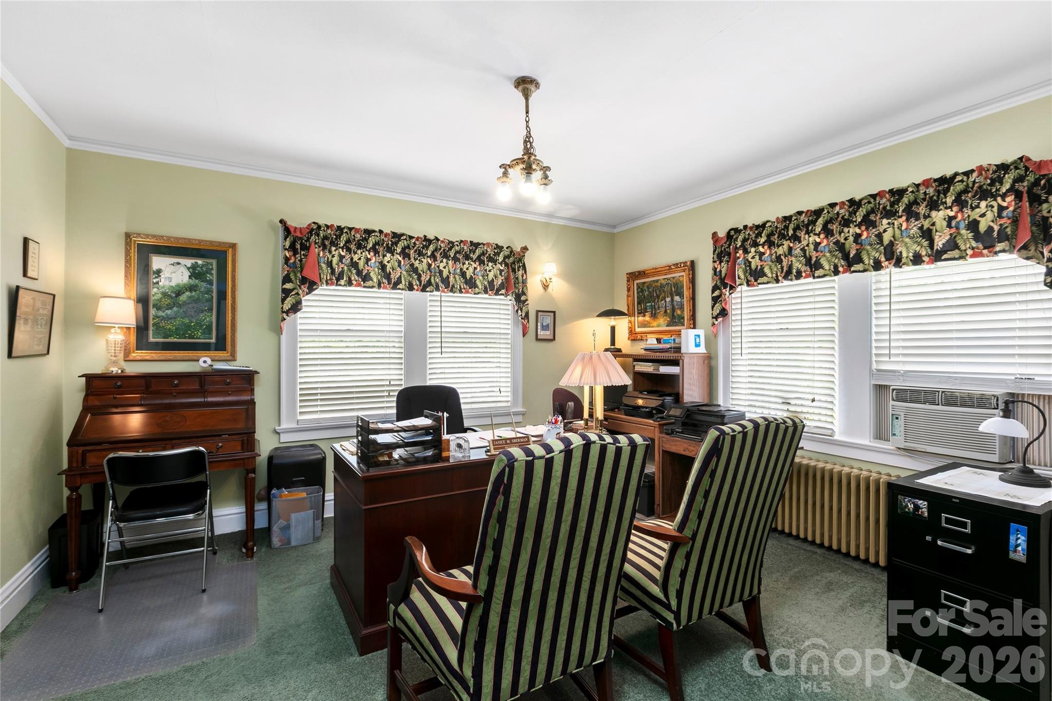 1518 Greenville Highway Hendersonville NC 28792