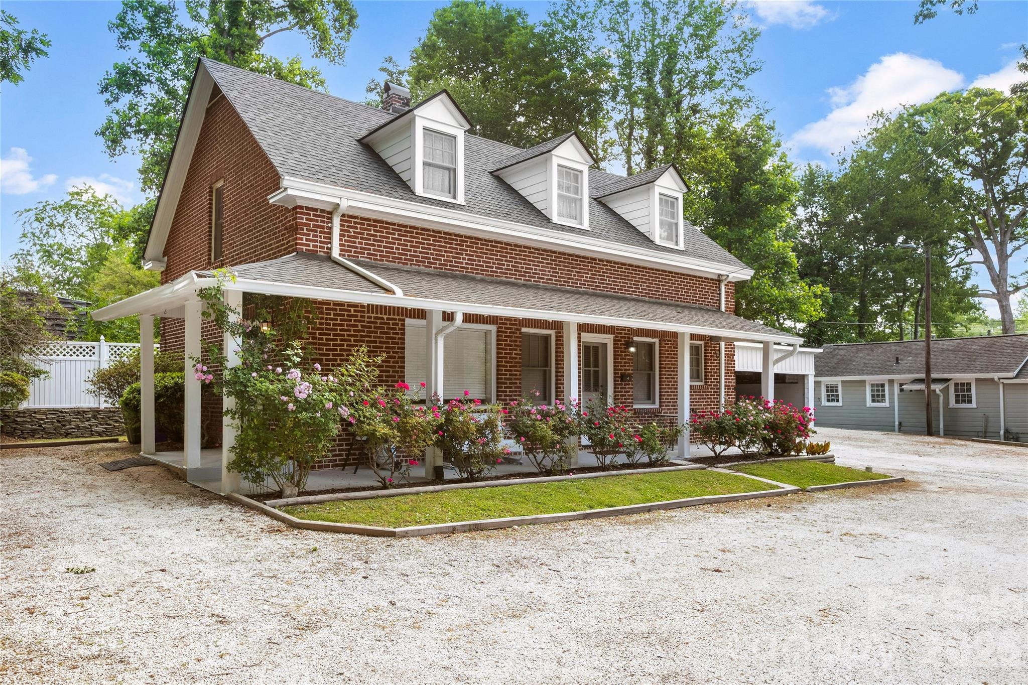 1518 Greenville Highway Hendersonville NC 28792